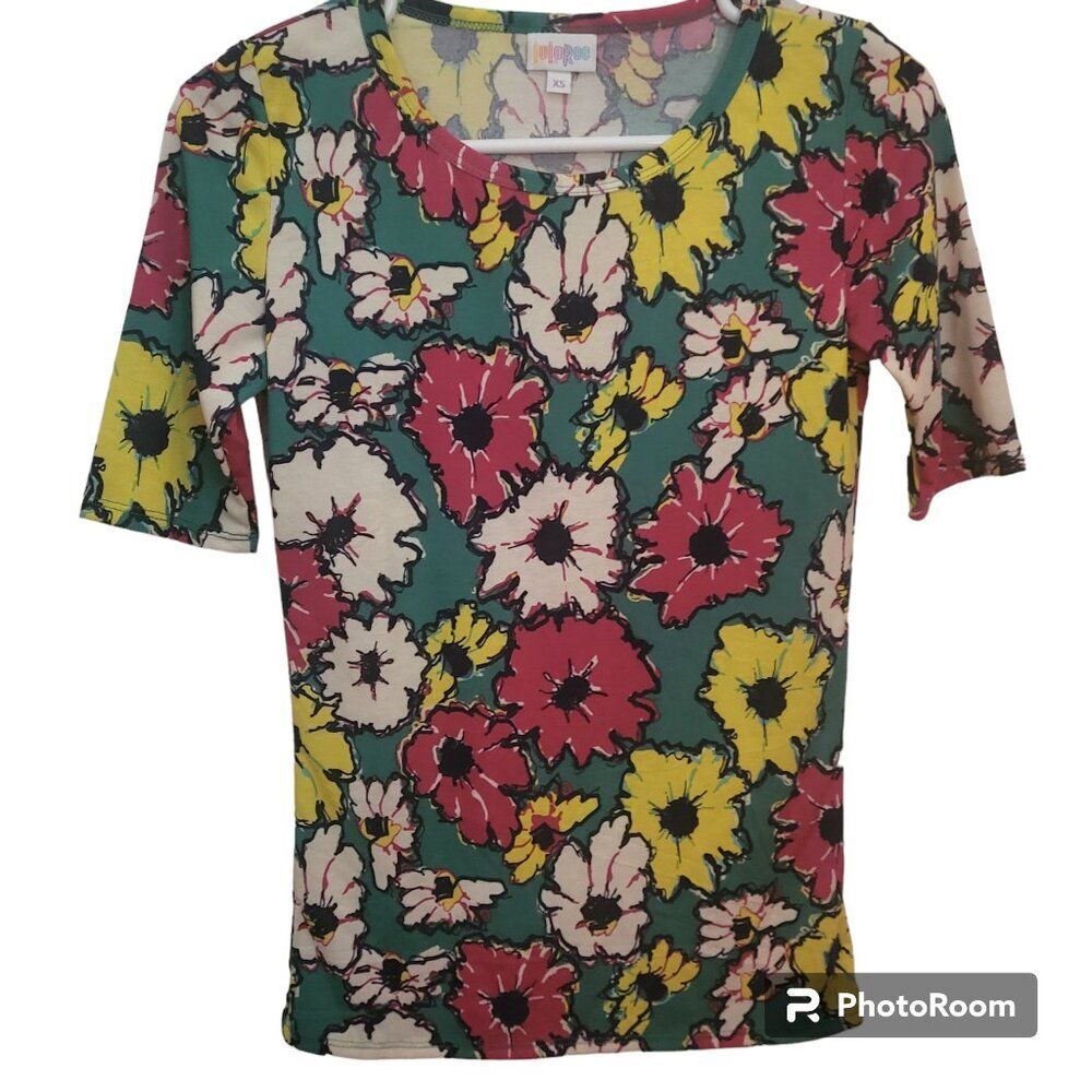 LuLaRoe Multi-colored Flowers Green Background Gigi T-Shirt